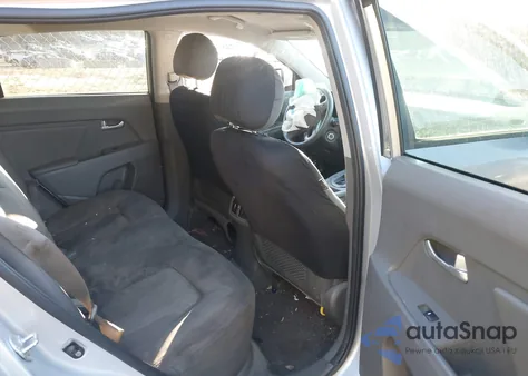 2016 Kia Sportage Lx z USA, uszkodzony, nr VIN KNDPB3ACXG7847760